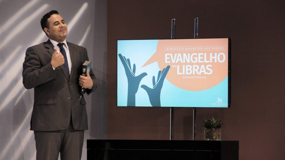 Evangelibras-expande-alcance-da-Biblia-aos-surdos2
